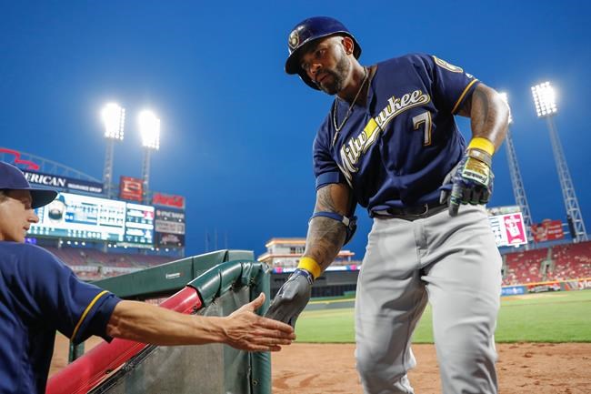 Thames homers, benches clear as Brewers beat Reds 6-4 | iNFOnews.ca