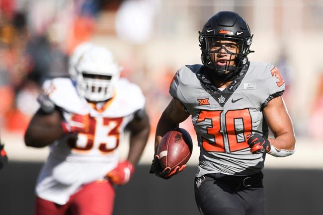 Sanders, Hubbard lead No. 6 Oklahoma St. past Iowa St. 24-21 | iNFOnews.ca