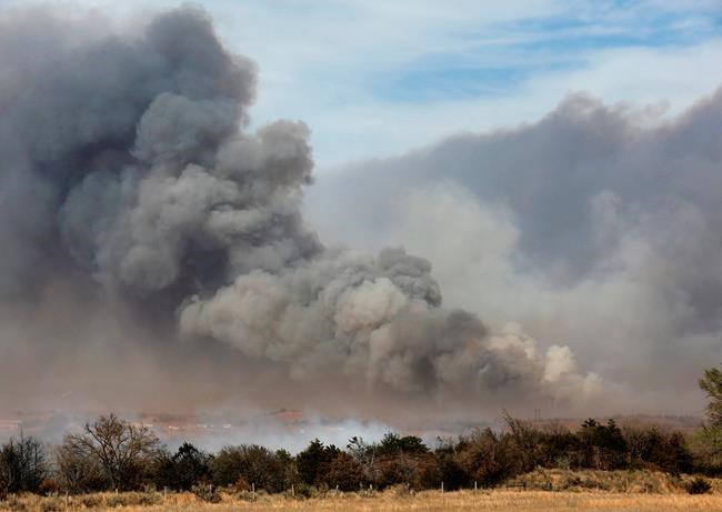 Better weather should aid Oklahoma wildfire fight | iNFOnews.ca