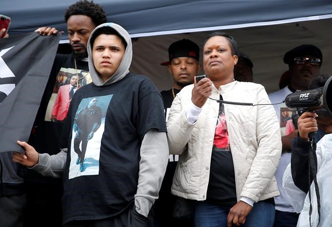 Leaders decline to meet with slain Oklahoma teen's parents | iNFOnews.ca