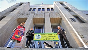 Despite losing in liberal Oregon, advocates of GMO labeling say they've just begun to fight | iNFOnews.ca CP30590430