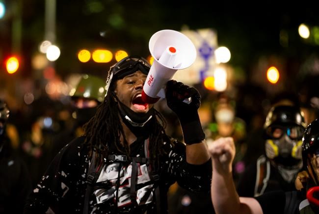 Seventy-four face federal charges from Portland protests | iNFOnews.ca