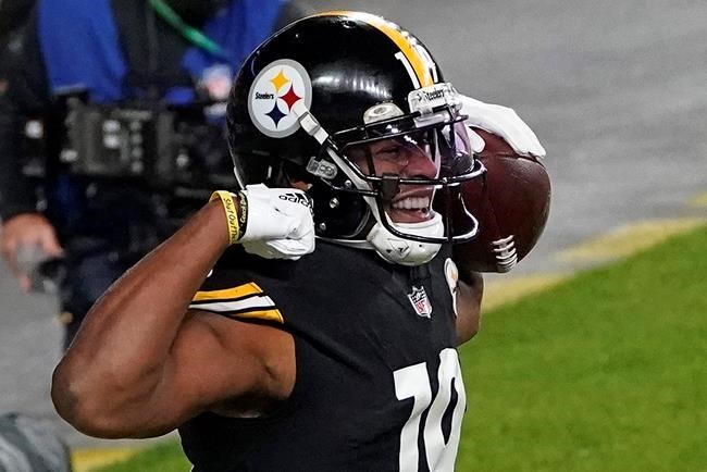 Roethlisberger throws 4 TD passes, Claypool grabs a pair as
Steelers rip Bengals | iNFOnews.ca