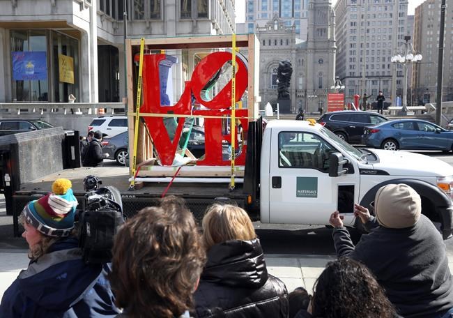 'LOVE' returns: Philadelphia park gets its sculpture back | iNFOnews.ca