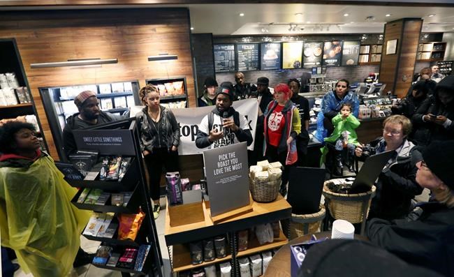Starbucks to close stores for an afternoon for bias training | iNFOnews.ca