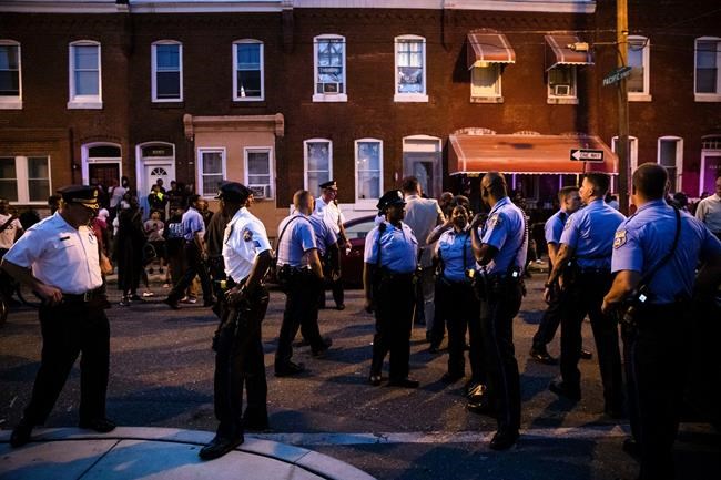 NewsAlert: Philadelphia gunman in custody after hourslong standoff | iNFOnews.ca