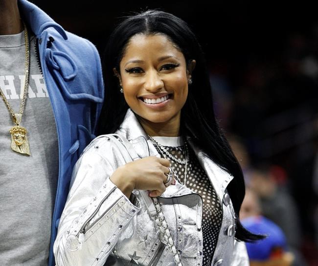 Nicki Minaj pays college costs for Twitter fans | iNFOnews.ca Nicki Minaj pays college costs for Twitter fans | iNFOnews.ca