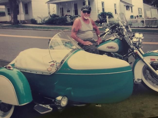 Motorcycle lover to be buried in his Harley-Davidson sidecar | iNFOnews.ca Motorcycle lover to be buried in his Harley-Davidson sidecar | iNFOnews.ca