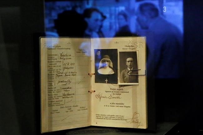 Paris exhibition reveals secret agents' tricks | iNFOnews.ca