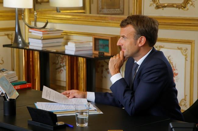 Putin, Macron discuss closer co-operation in video call | iNFOnews.ca