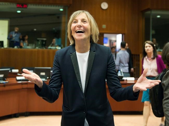 French prez seeks clean gov't as 2 ministers fight suspicion | iNFOnews.ca