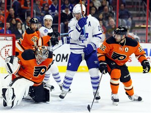 Mason stops 30 shots, Del Zotto scores in Flyers' 1-0 win over Maple Leafs | iNFOnews.ca CP31715798