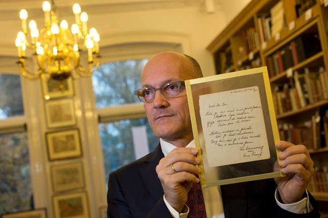 Poem signed by Anne Frank sells for nearly $150,000 | iNFOnews.ca