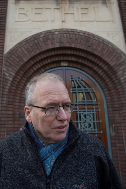 Dutch church holds 24/7 service to shield asylum-seekers | iNFOnews.ca Dutch church holds 24/7 service to shield asylum-seekers | iNFOnews.ca