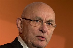 Fight to unseat Blatter as FIFA president heats up as Europe attacks on 2 fronts | iNFOnews.ca CP31666929