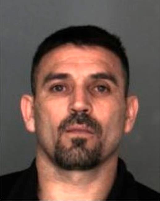 Mexican smuggler who hit US agent with rock gets 8-year term | iNFOnews.ca