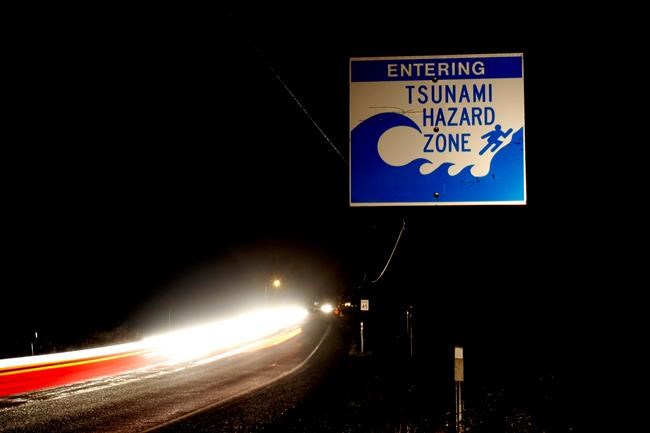 Big quake and tsunami fears rattle temblor-prone Alaskans | iNFOnews.ca Big quake and tsunami fears rattle temblor-prone Alaskans | iNFOnews.ca