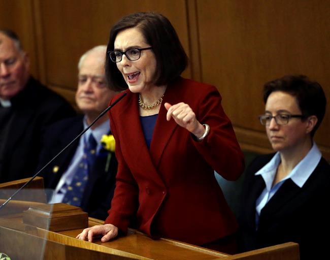 Gun control bill OK'd by Oregon; 1st since Florida shooting | iNFOnews.ca