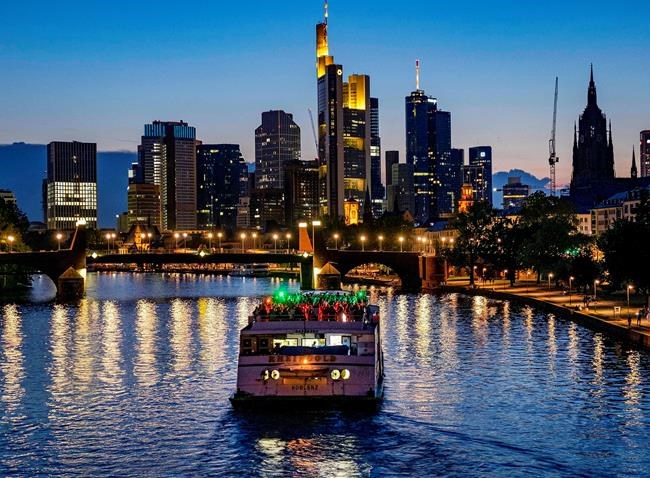 As Europe eyes economic stimulus, Trump says why not US? | iNFOnews.ca