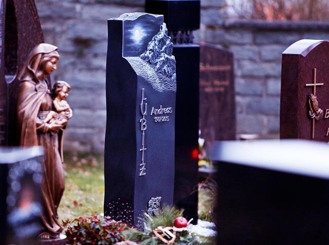 Father seeks to clear name of Germanwings co-pilot Lubitz | iNFOnews.ca