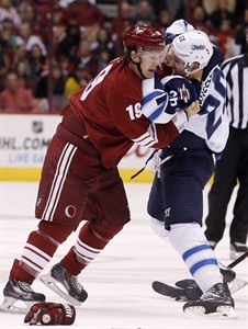 Bryan Little, Blake Wheeler and Winnipeg Jets crash Coyotes' opening-night party with 6-2 win | iNFOnews.ca Bryan Little, Blake Wheeler and Winnipeg Jets crash Coyotes' opening-night party with 6-2 win | iNFOnews.ca