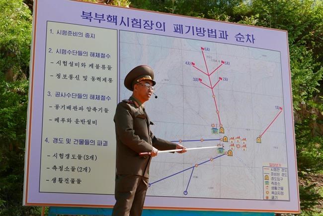N. Korea demolishes nuclear test site as journalists watch | iNFOnews.ca CP1955425264