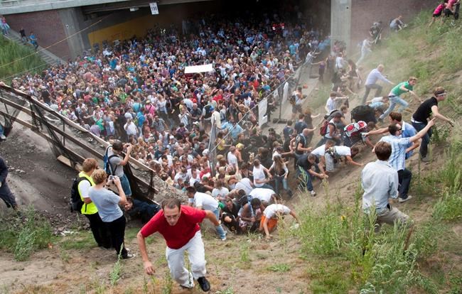 Case against 7 of 10 in German Love Parade trial dropped | iNFOnews.ca