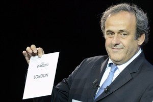 Platini criticizes FIFA over luxury watch probe as world body says it too gave out timepieces | iNFOnews.ca CP29954436