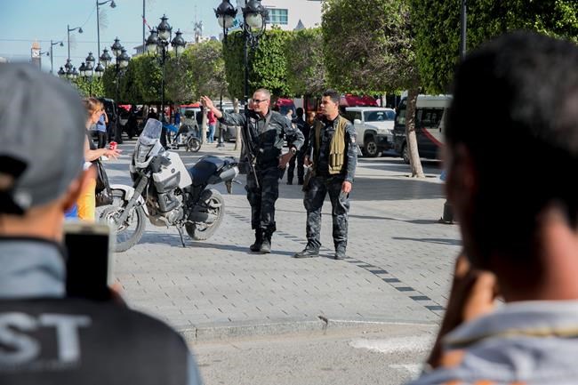 Female suicide bomber wounds 9 in Tunisia's capital | iNFOnews.ca
