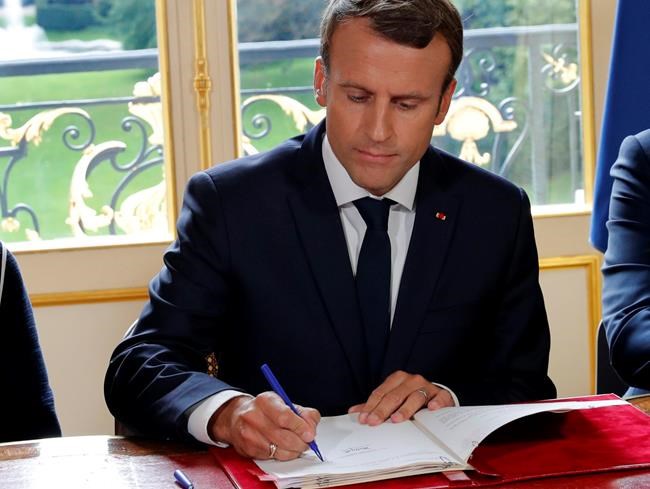Macron signs decrees to implement major labour reform | iNFOnews.ca Macron signs decrees to implement major labour reform | iNFOnews.ca