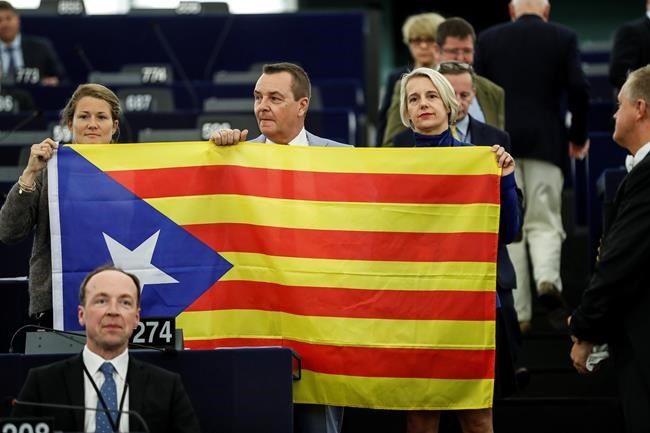 Top EU officials rally behind Spanish PM over Catalan poll | iNFOnews.ca