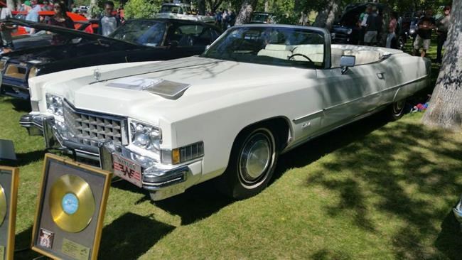 Saskatchewan Premier Brad Wall cruising in caddy once owned by Waylon Jennings | iNFOnews.ca Saskatchewan Premier Brad Wall cruising in caddy once owned by Waylon Jennings | iNFOnews.ca