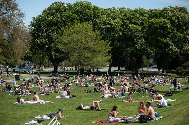 Vancouver Park Board says yes to alcohol in 22 parks, but bylaw delayed to 2021 | iNFOnews.ca CP1134975864