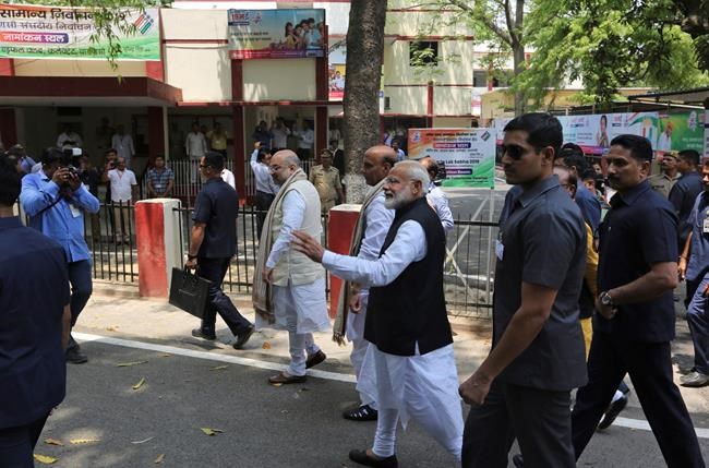 PM Modi files nomination papers in India's general election | iNFOnews.ca