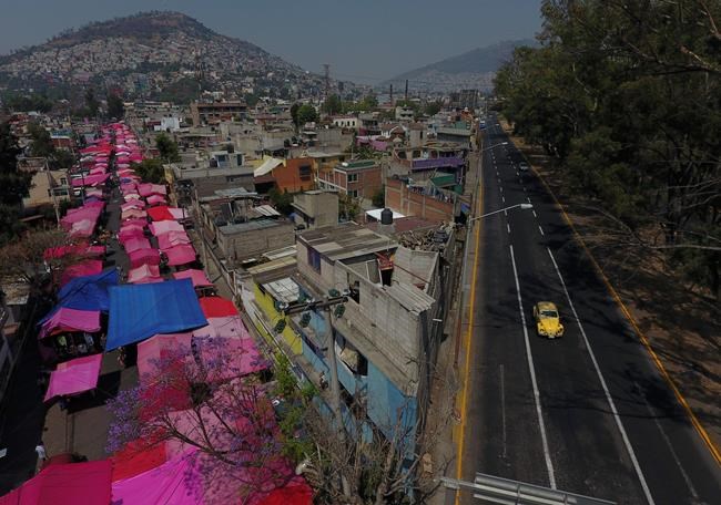 Amid pandemic, debate rages in Mexico: is beer essential? | iNFOnews.ca Amid pandemic, debate rages in Mexico: is beer essential? | iNFOnews.ca