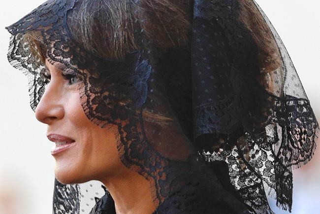 Why Melania Trump covers her head one day and not the next | iNFOnews.ca Why Melania Trump covers her head one day and not the next | iNFOnews.ca