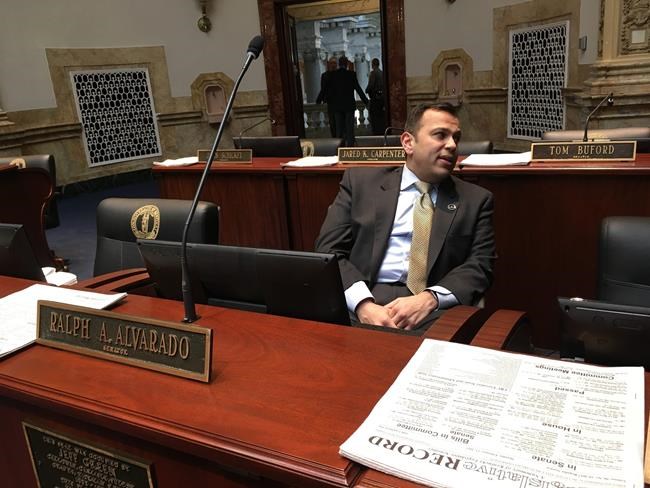 Doctor-lawmaker tries to restrict smoking in tobacco country | iNFOnews.ca Doctor-lawmaker tries to restrict smoking in tobacco country | iNFOnews.ca