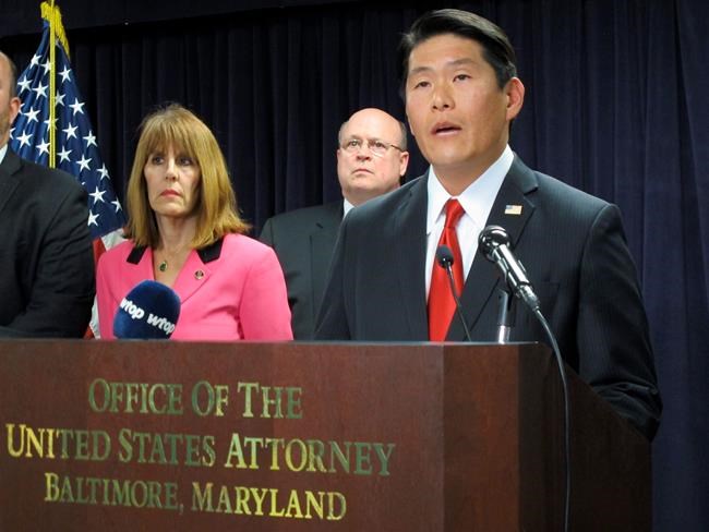 The Latest: Former Baltimore mayor enters guilty pleas | iNFOnews.ca CP1082899780