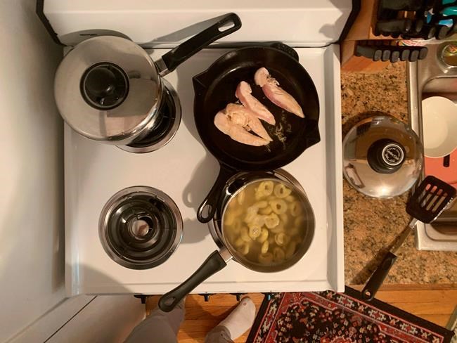 VIRUS DIARY: Learning his way around a kitchen, finally | iNFOnews.ca VIRUS DIARY: Learning his way around a kitchen, finally | iNFOnews.ca