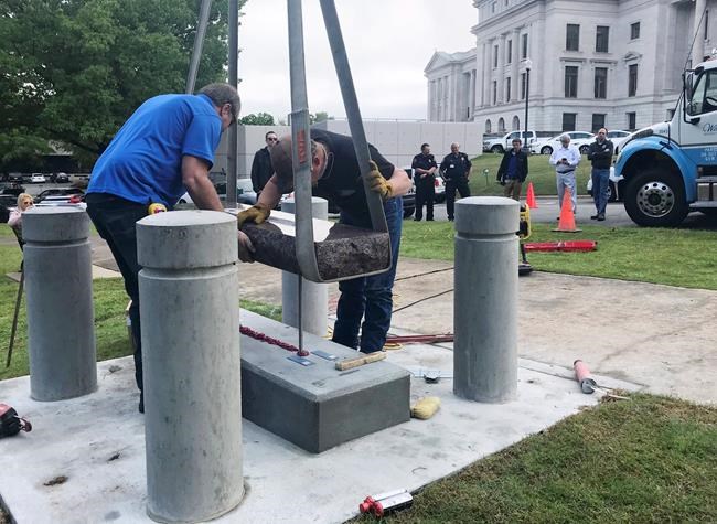 Arkansas replaces Ten Commandments monument at state capitol | iNFOnews.ca