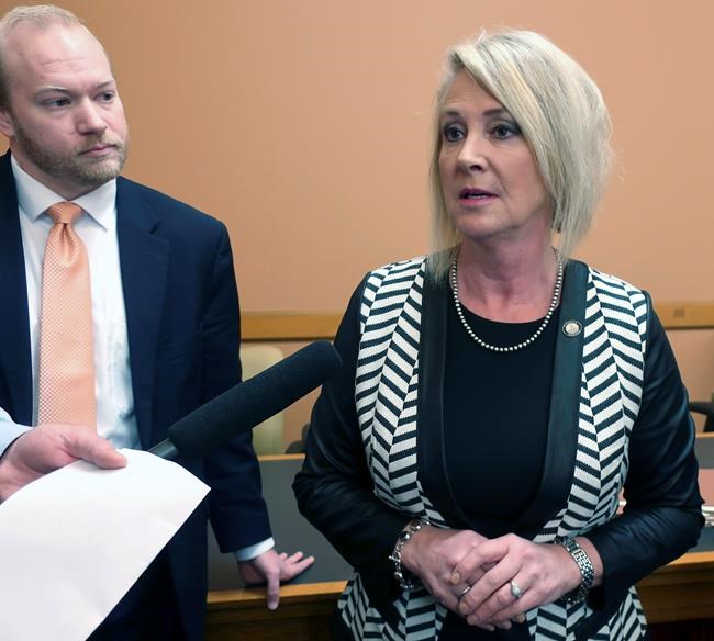 Abortion flap could cost Kansas governor her commerce chief | iNFOnews.ca