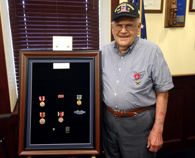 WWII vet gets Bronze Star he earned more than 70 years ago | iNFOnews.ca WWII vet gets Bronze Star he earned more than 70 years ago | iNFOnews.ca