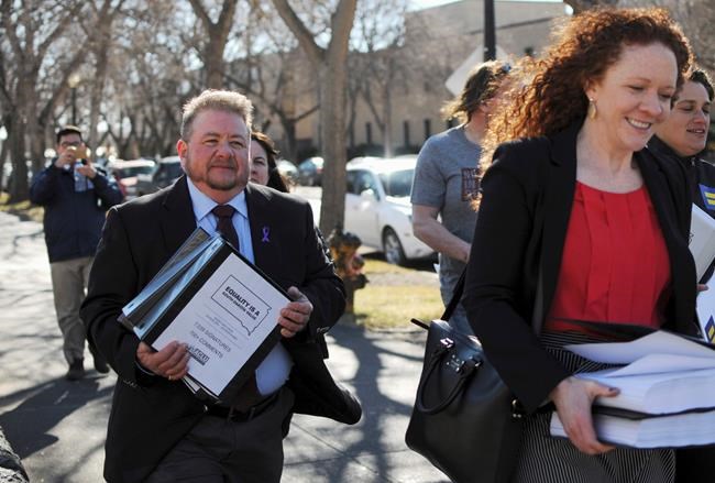 South Dakota considers ban on teaching about gender identity | iNFOnews.ca