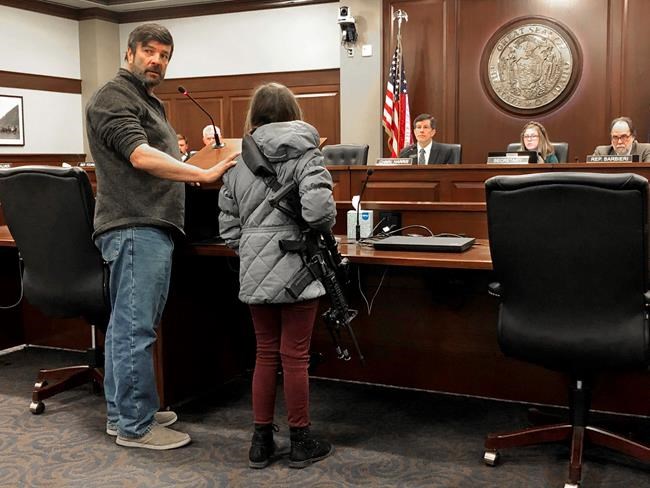Girl, 11, brings AR-15 to Idaho hearing on gun legislation | iNFOnews.ca Girl, 11, brings AR-15 to Idaho hearing on gun legislation | iNFOnews.ca