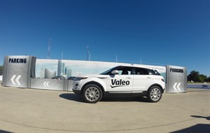 Technology available today for cars to find space, park themselves, but hurdles remain | iNFOnews.ca CP29815829