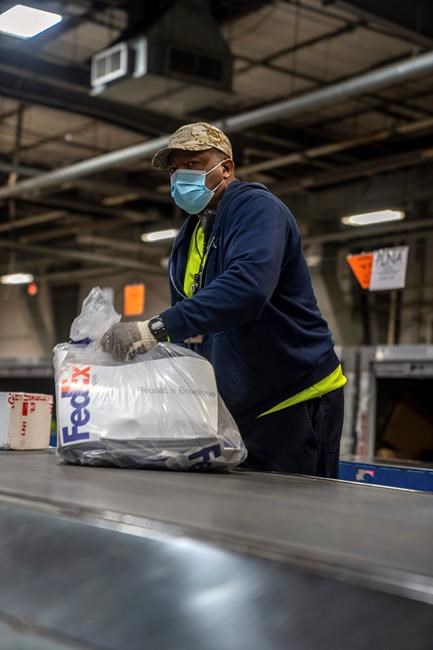 COVID-19 vaccine shipments begin in historic US effort | iNFOnews.ca