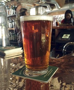 Deceptive bars, beware: Lawmaker wants to ensure beer drinkers aren't served 'cheater pints' | iNFOnews.ca