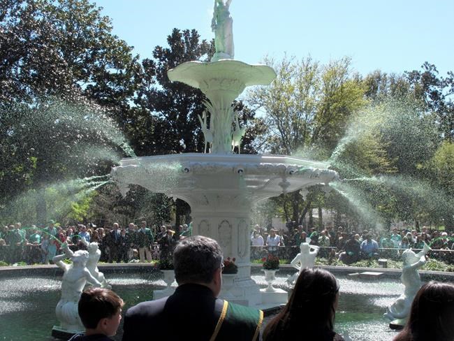 Going green: Savannah's fountains get set for St. Patrick's | iNFOnews.ca Going green: Savannah's fountains get set for St. Patrick's | iNFOnews.ca