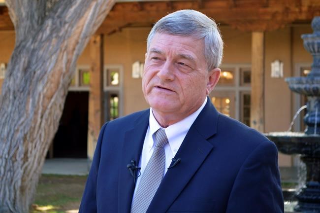 Census head assures Latinos, Native Americans on 2020 count | iNFOnews.ca