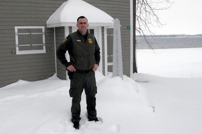 US northern border illegal crossings rise; many are Mexicans | iNFOnews.ca US northern border illegal crossings rise; many are Mexicans | iNFOnews.ca